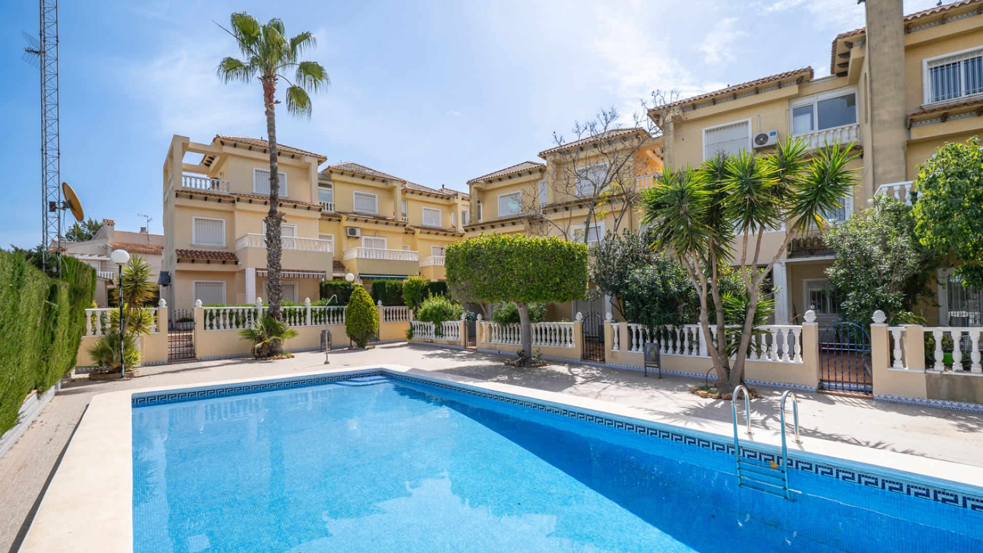 Resale - Таунхаус - Guardamar del Segura - El moncayo