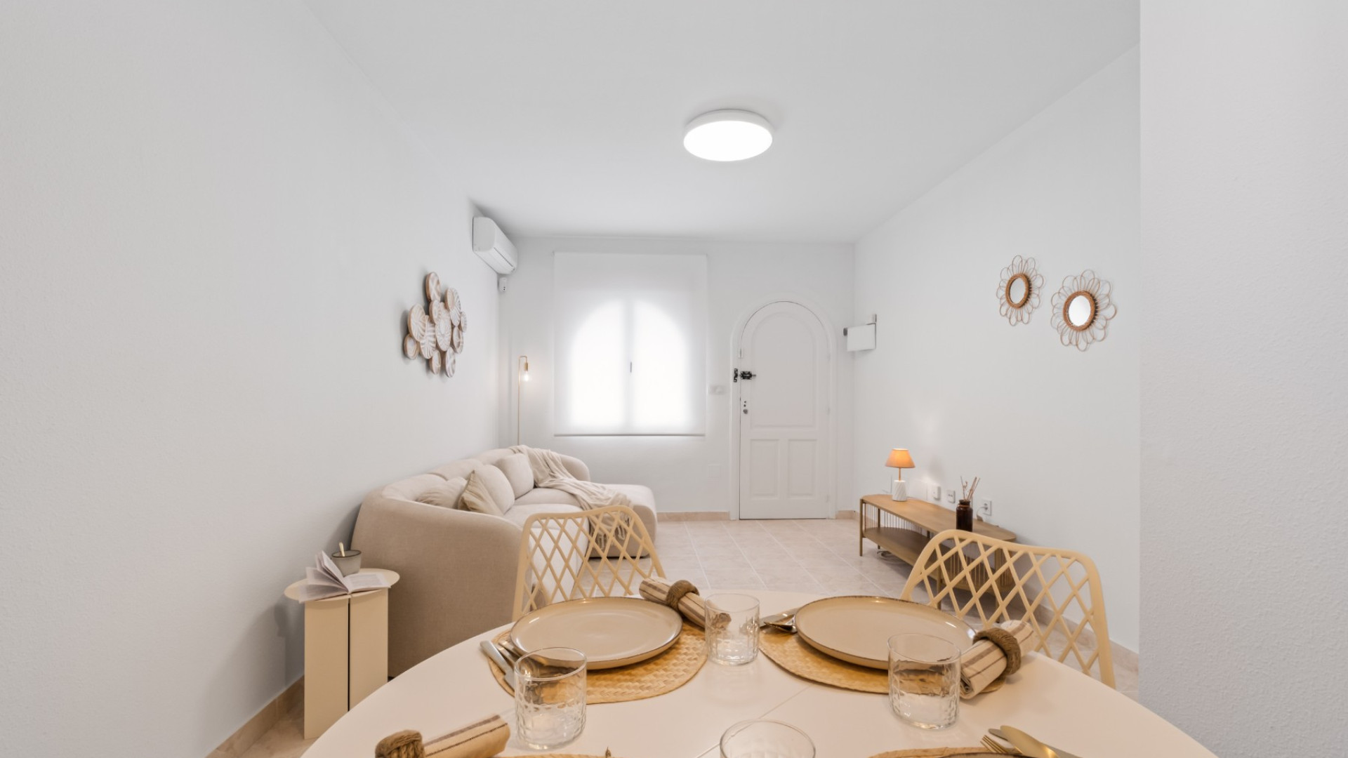 Resale - Таунхаус - La Florida