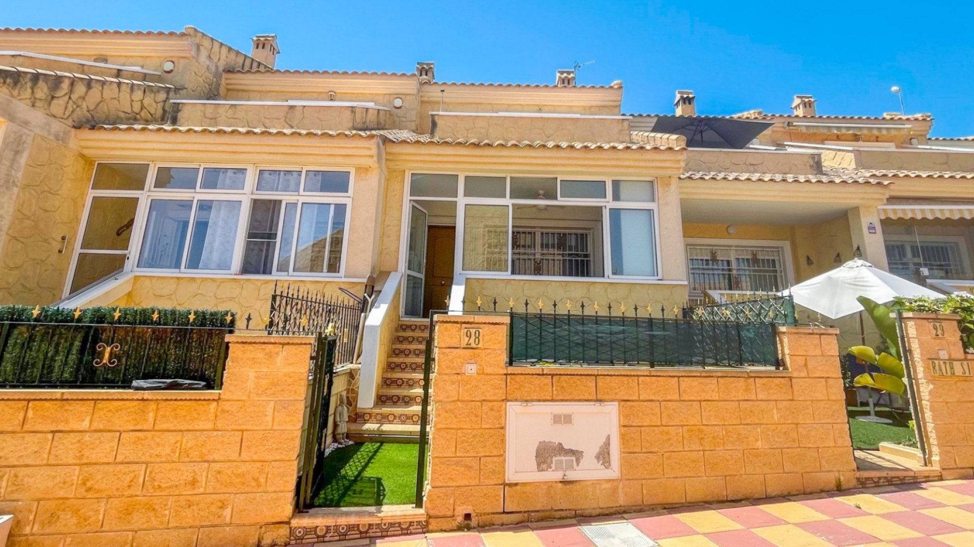 Resale - Таунхаус - Orihuela Costa - Punta Prima