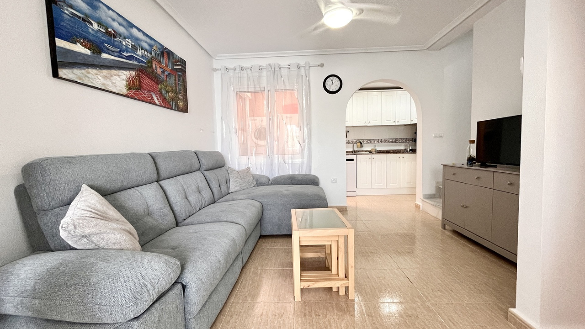 Resale - Townhouse - Avileses