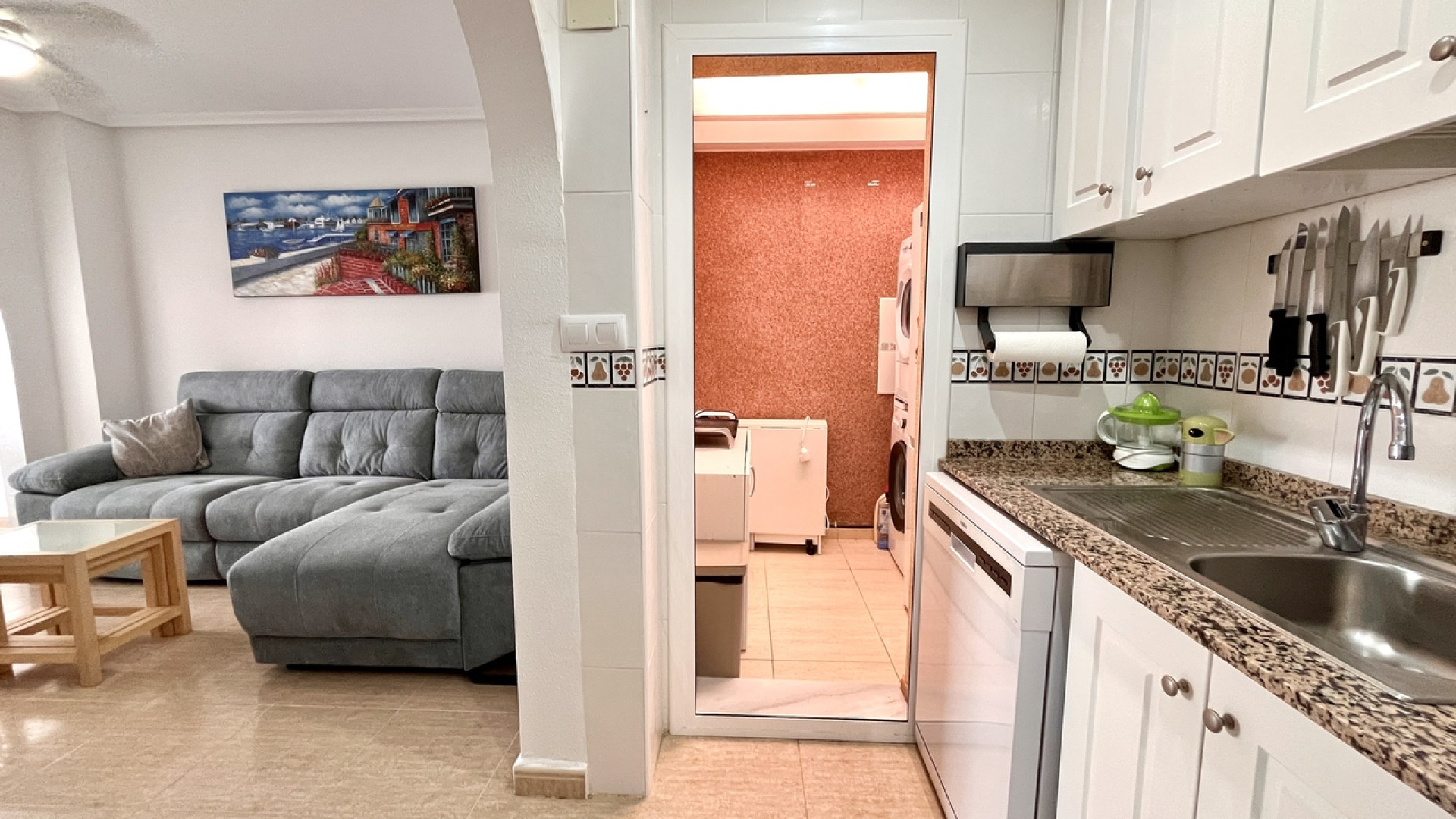 Resale - Townhouse - Avileses