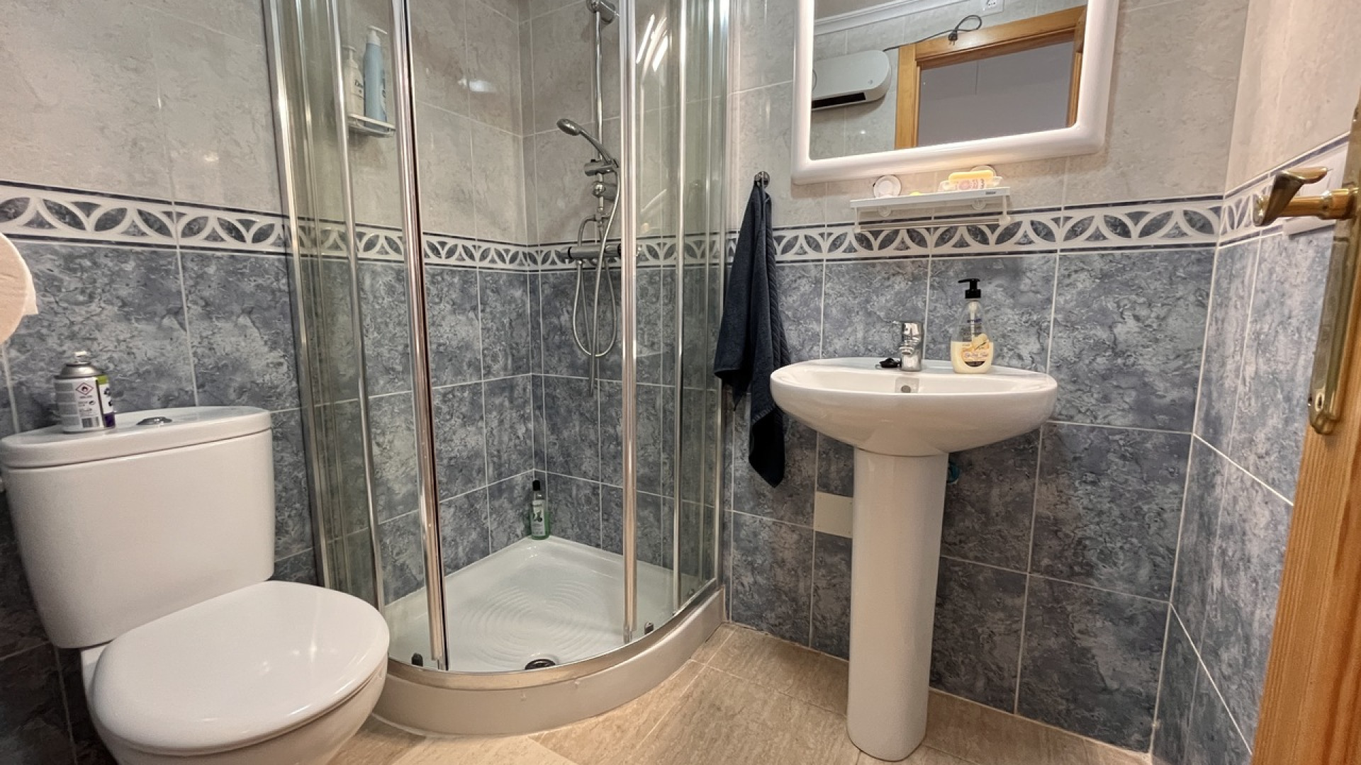 Resale - Townhouse - Avileses