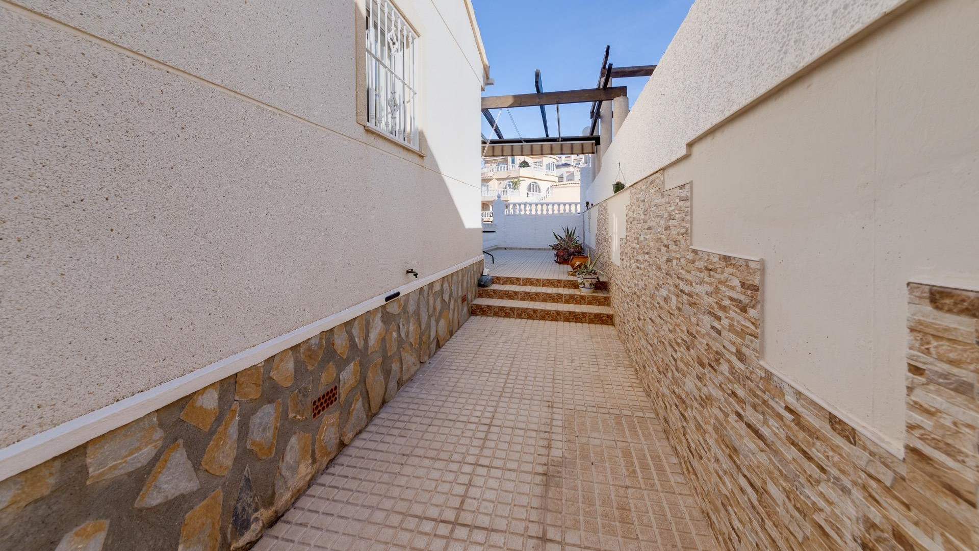 Resale - Townhouse - Ciudad Quesada - Altos del golf ii