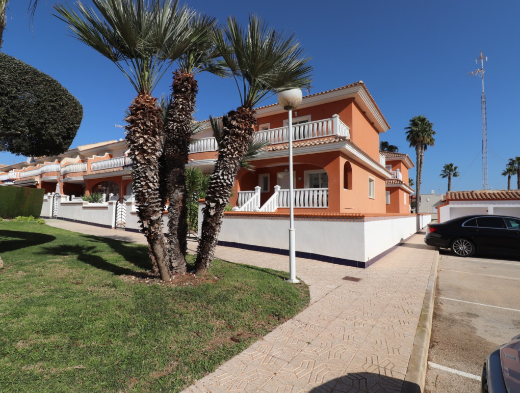 Resale - Townhouse - Ciudad Quesada - Doña Pepa