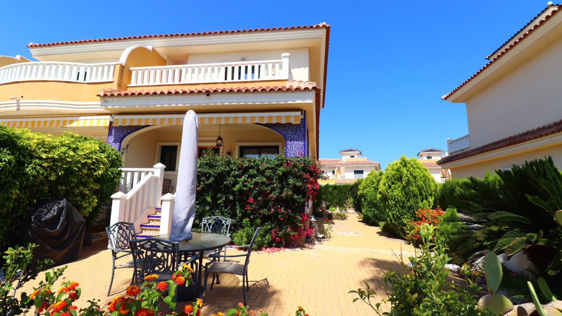 Resale - Townhouse - Ciudad Quesada - Doña Pepa