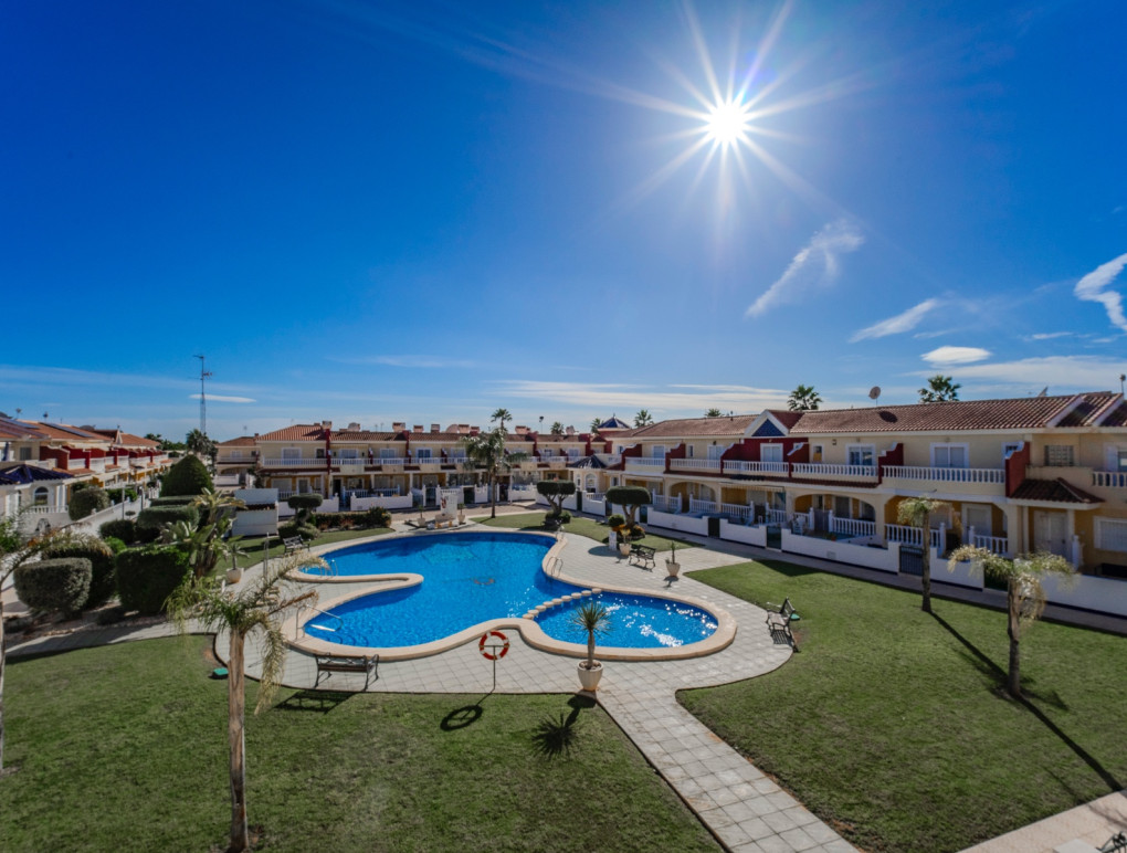 Resale - Townhouse - Ciudad Quesada - Lo Marabú