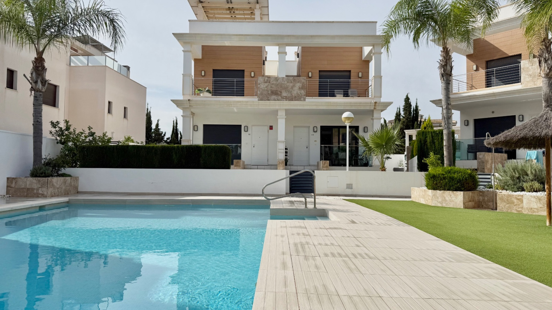 Resale - Townhouse - Ciudad Quesada - Lo Marabu