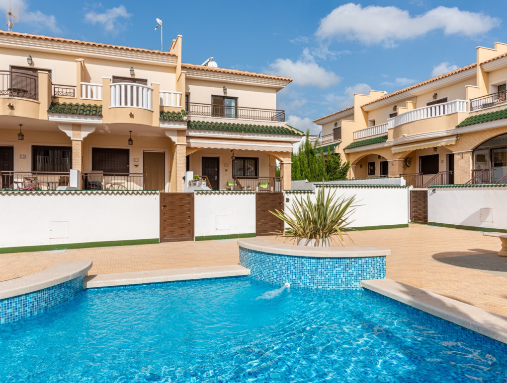 Resale - Townhouse - Ciudad Quesada - Lo Marabú