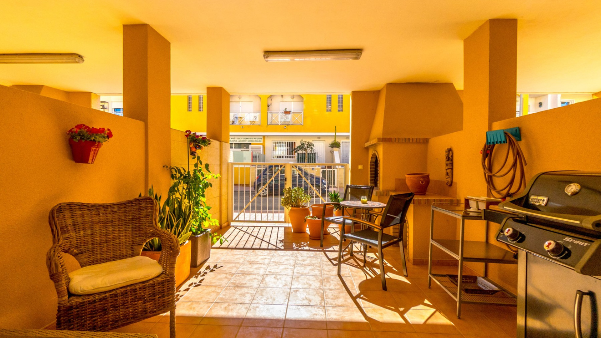 Resale - Townhouse - Ciudad Quesada - Pueblo Bravo