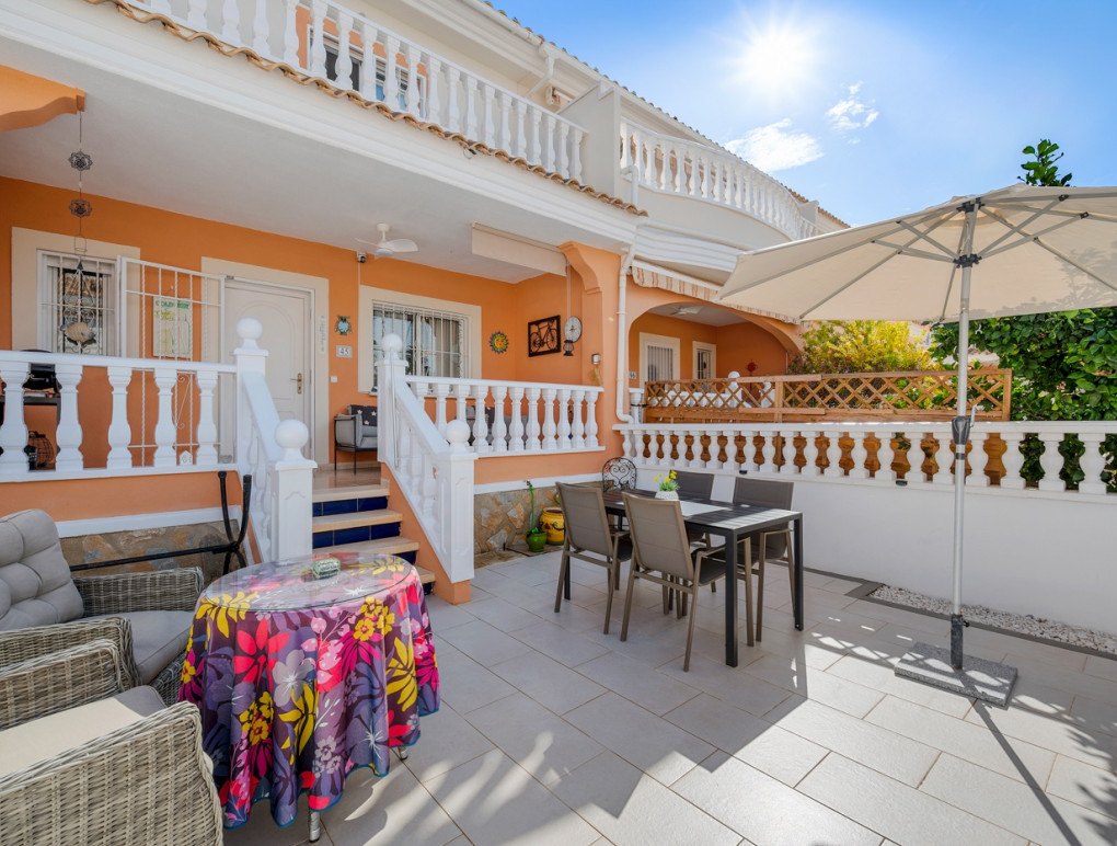 Resale - Townhouse - Ciudad Quesada
