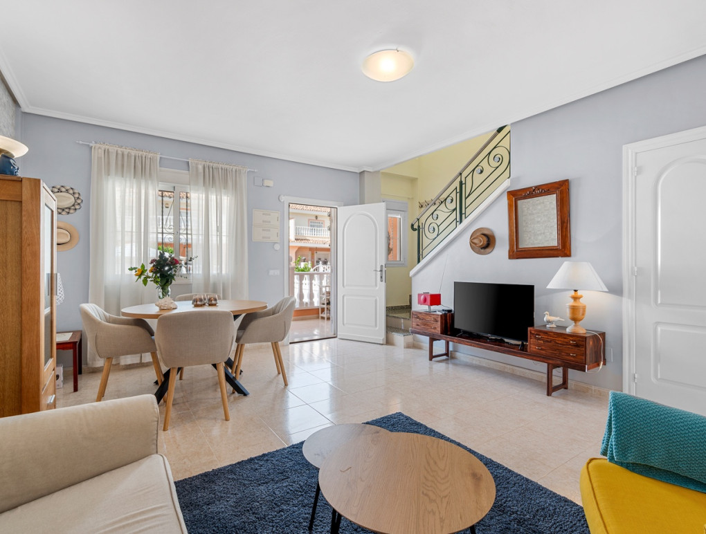 Resale - Townhouse - Ciudad Quesada