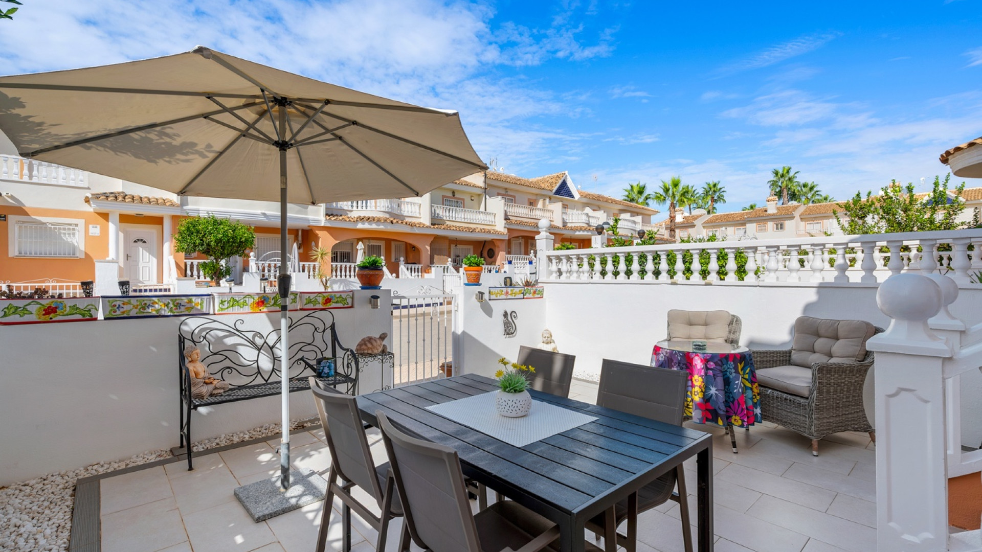 Resale - Townhouse - Ciudad Quesada