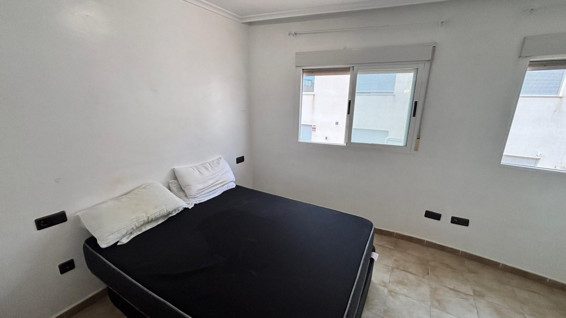 Resale - Townhouse - Guardamar del Segura - Urbanizaciones