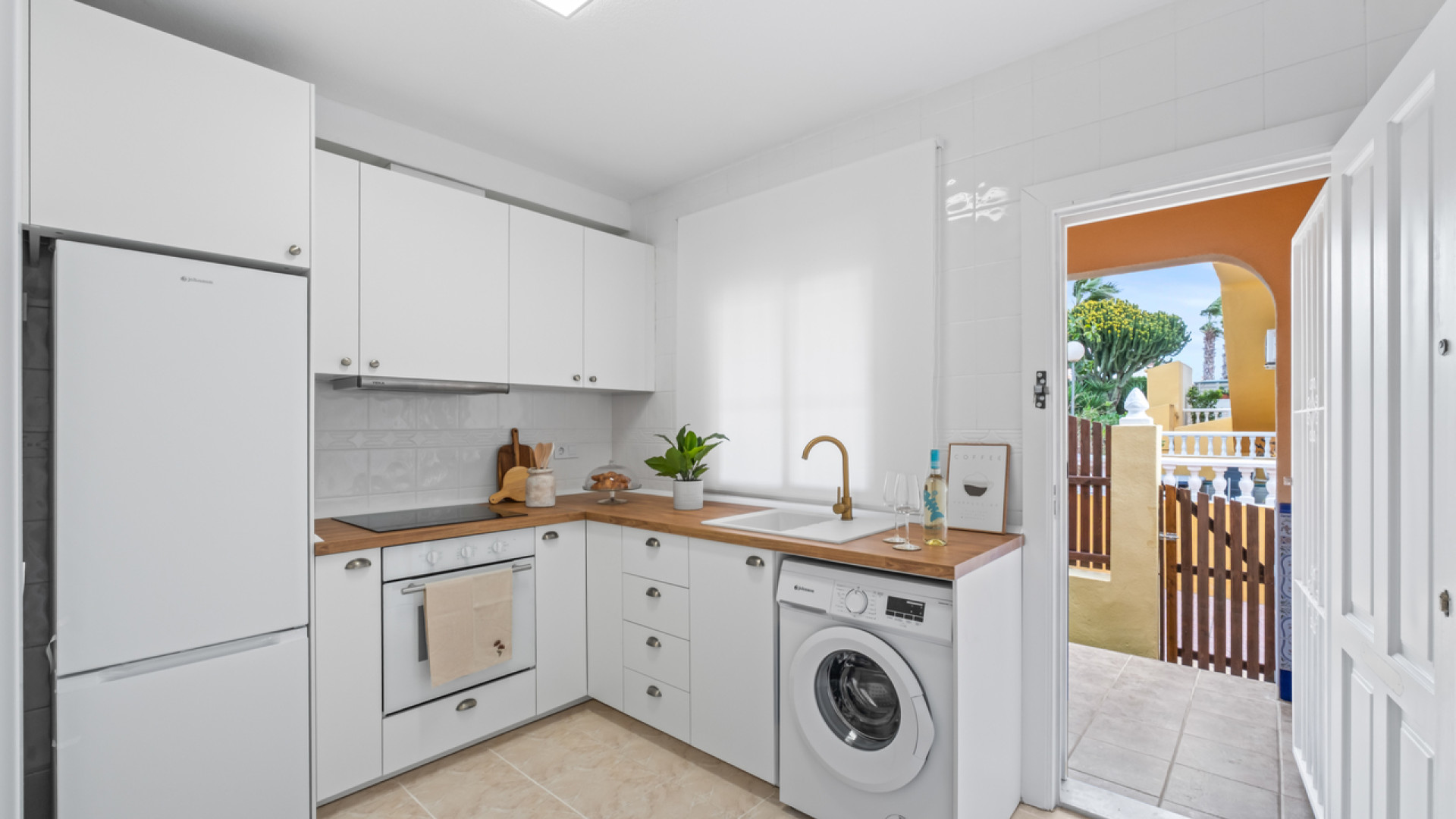 Resale - Townhouse - La Florida