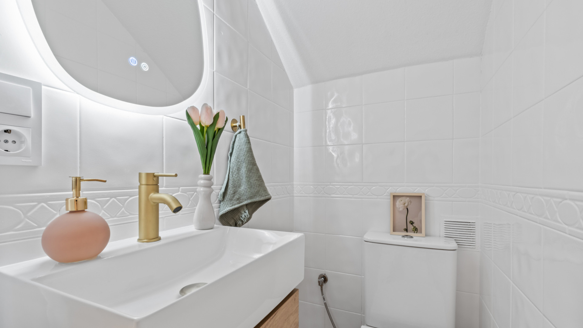 Resale - Townhouse - La Florida