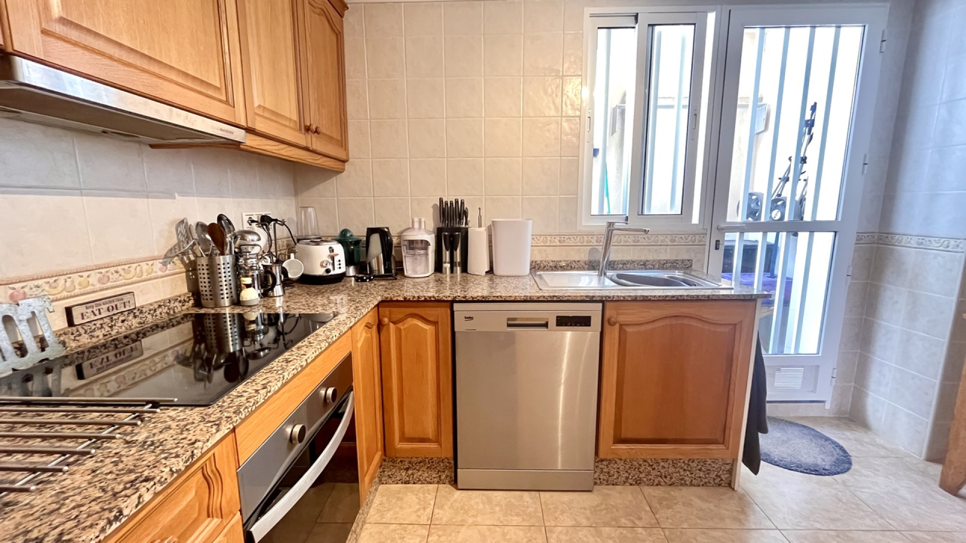 Resale - Townhouse - La Mata