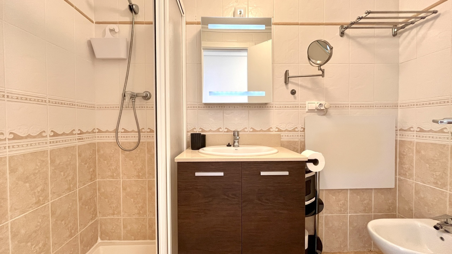 Resale - Townhouse - La Mata