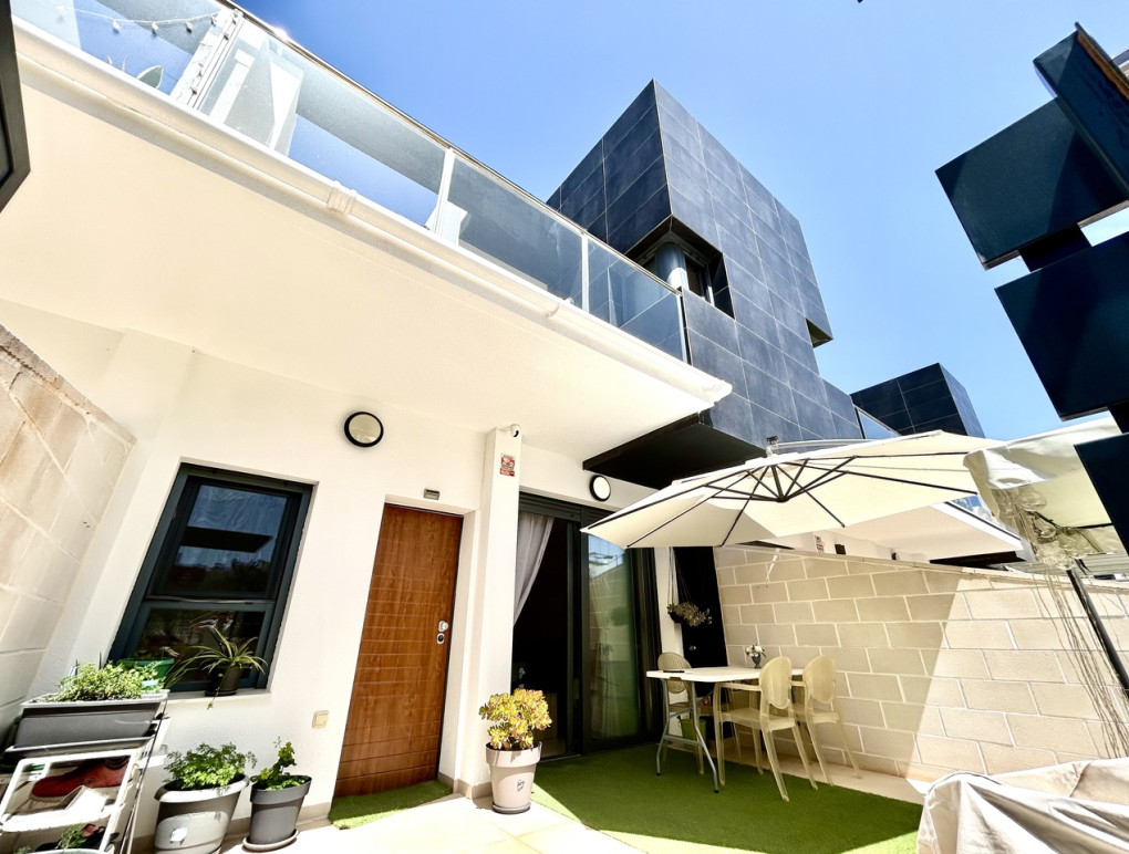 Resale - Townhouse - Los Dolses