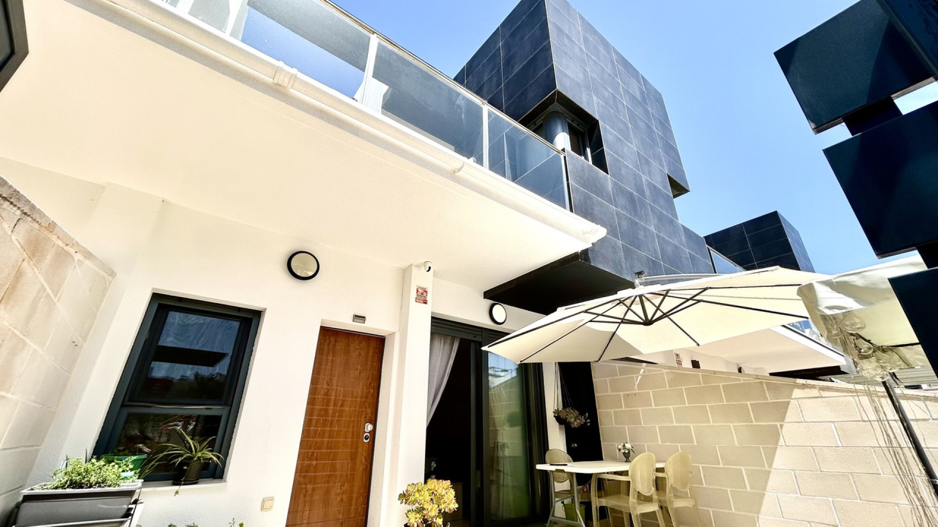 Resale - Townhouse - Los Dolses