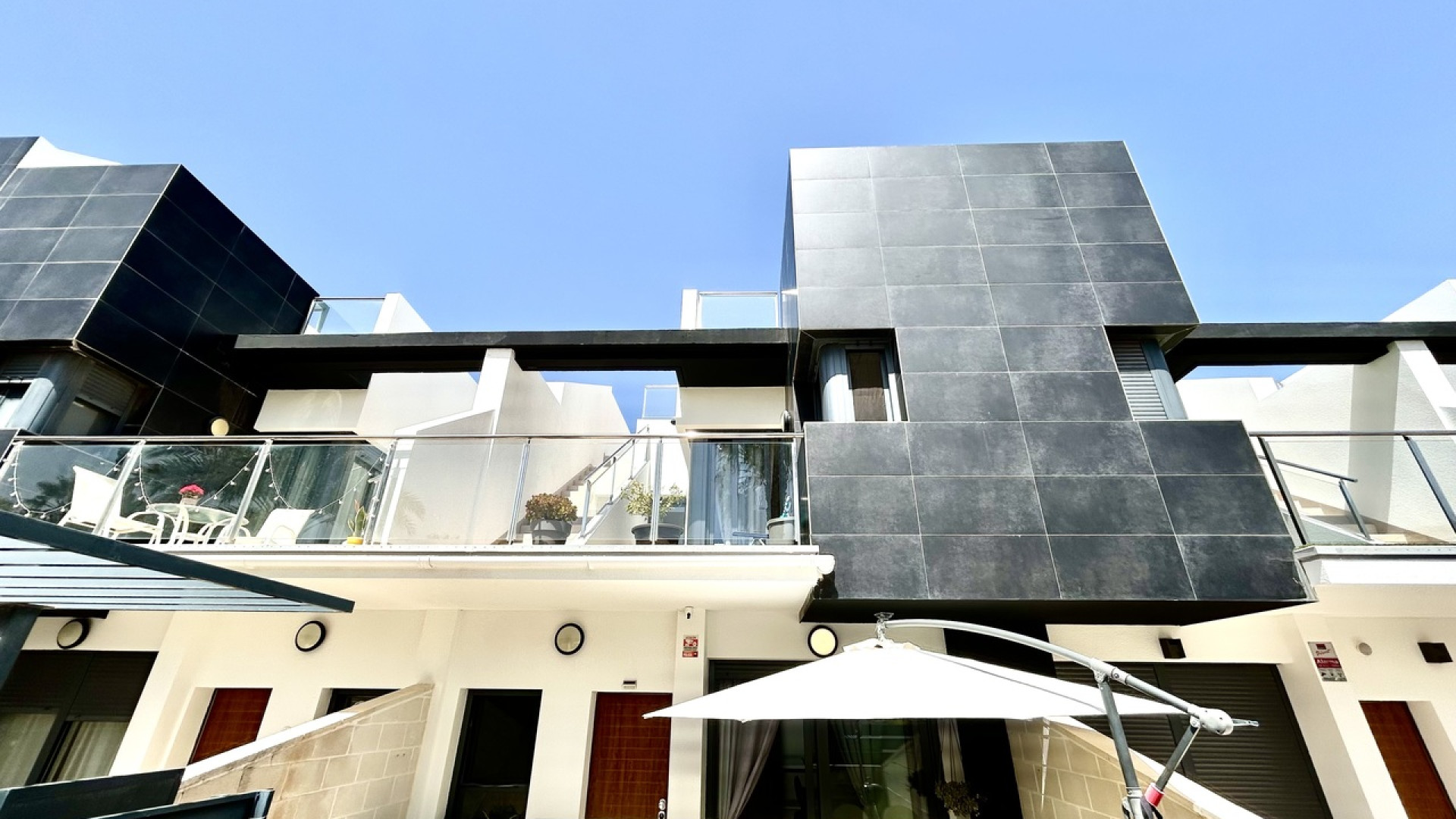 Resale - Townhouse - Los Dolses