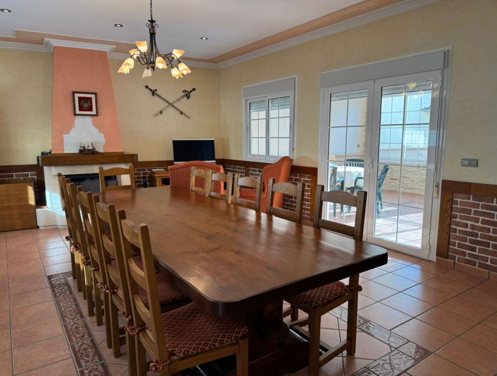 Resale - Townhouse - Los Montesinos