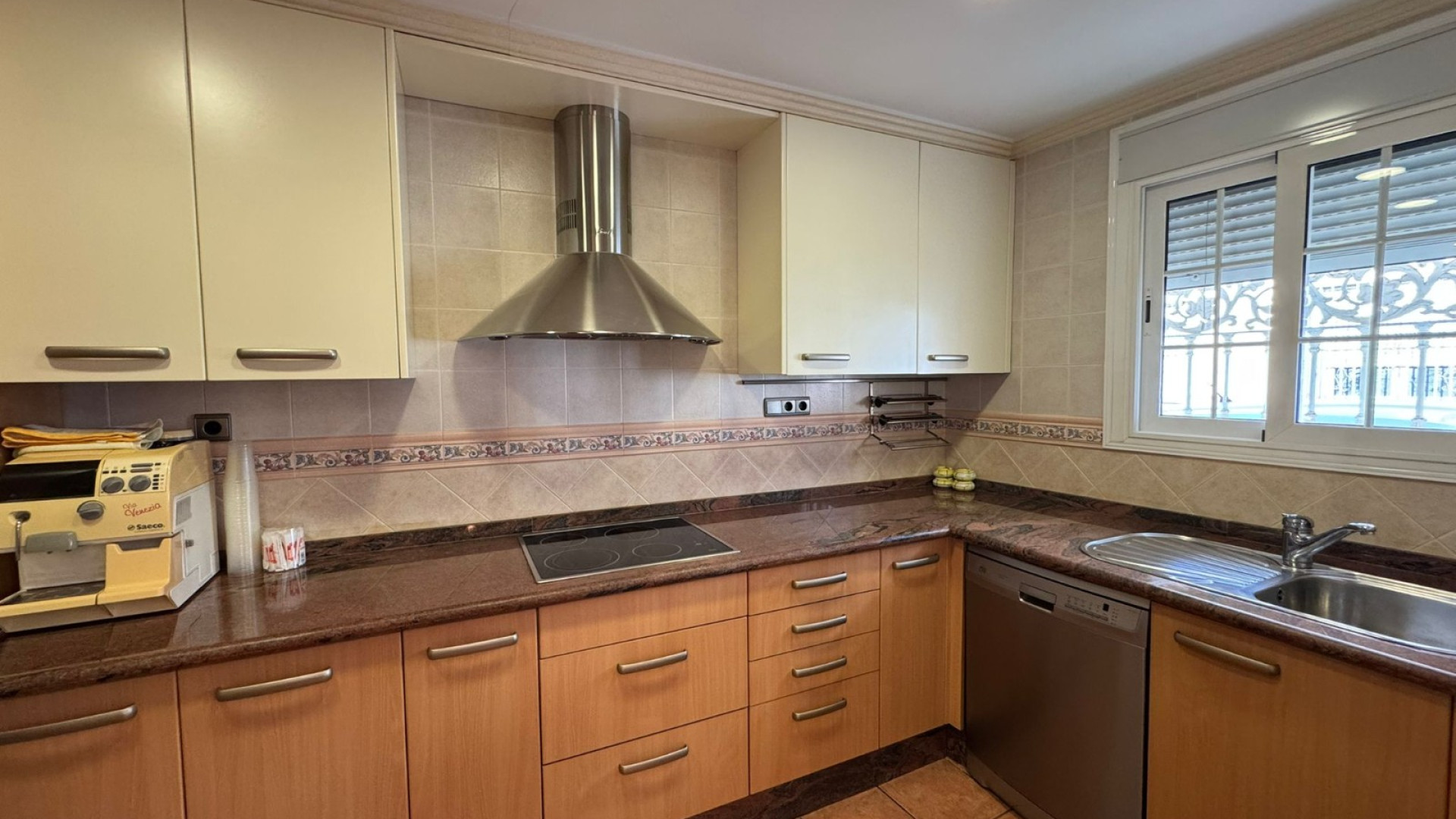 Resale - Townhouse - Los Montesinos