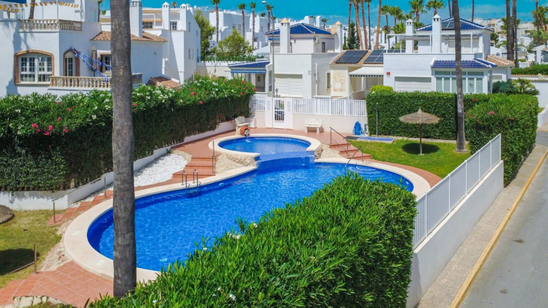 Resale - Townhouse - Orihuela Costa - La Rioja