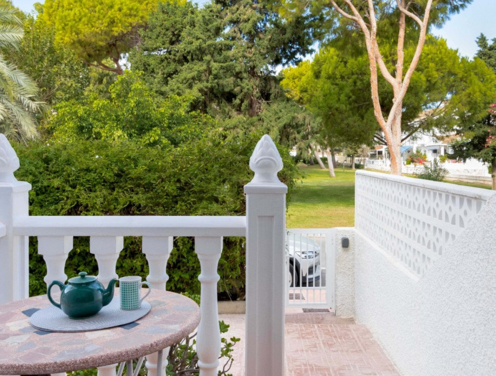 Resale - Townhouse - Orihuela Costa - La Zenia