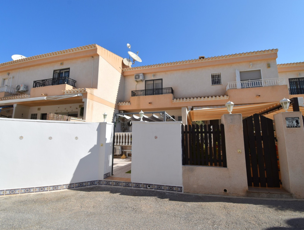 Resale - Townhouse - Orihuela Costa - Playa Flamenca