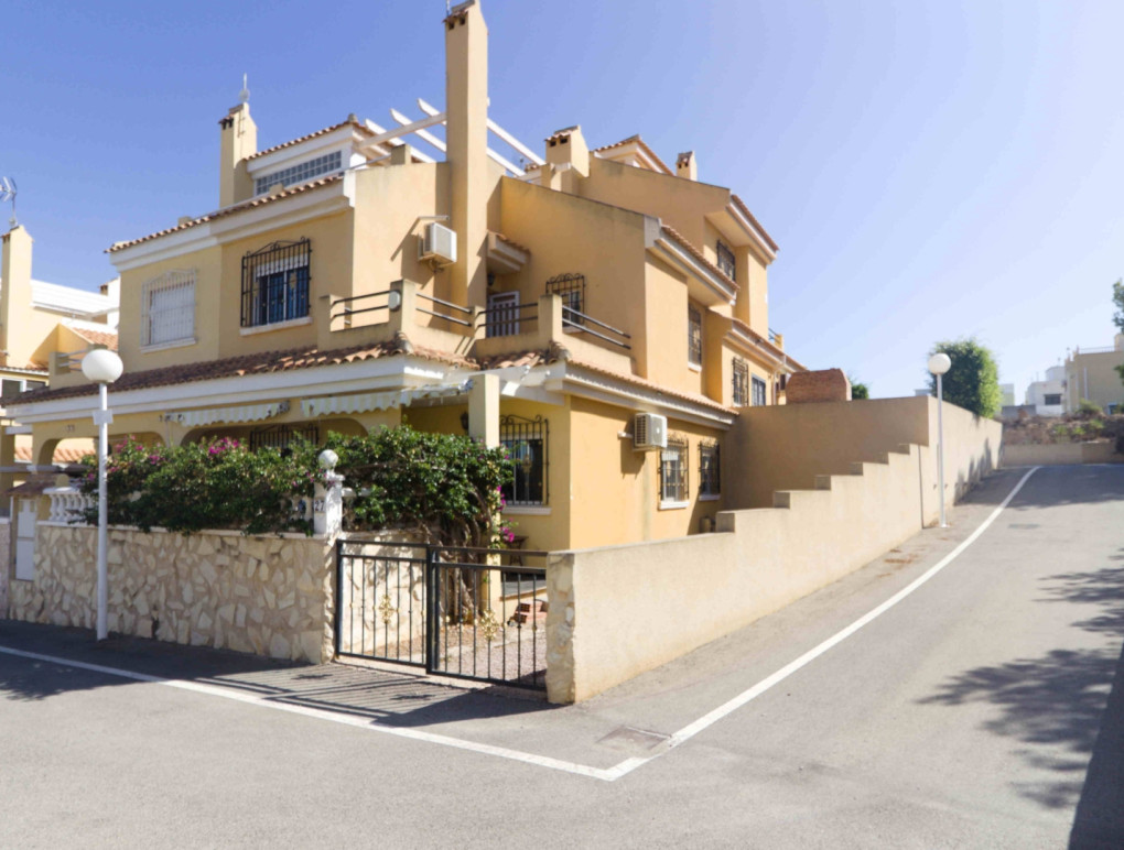 Resale - Townhouse - Orihuela Costa