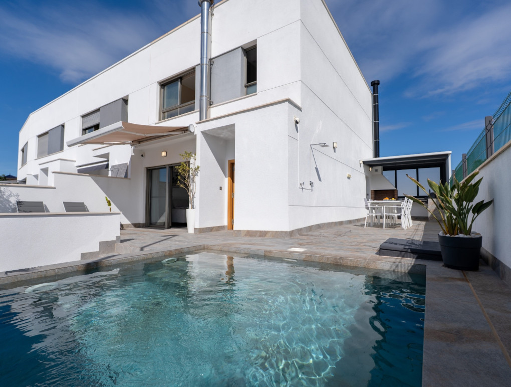 Resale - Townhouse / Semi-detached - Bigastro