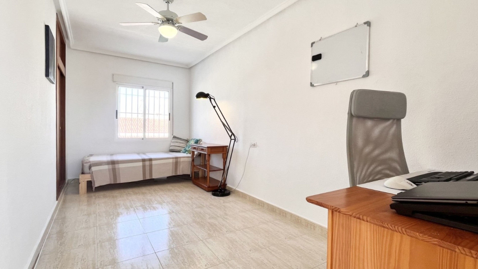 Resale - Townhouse - Torrevieja - La Siesta - El Salado -  Torreta