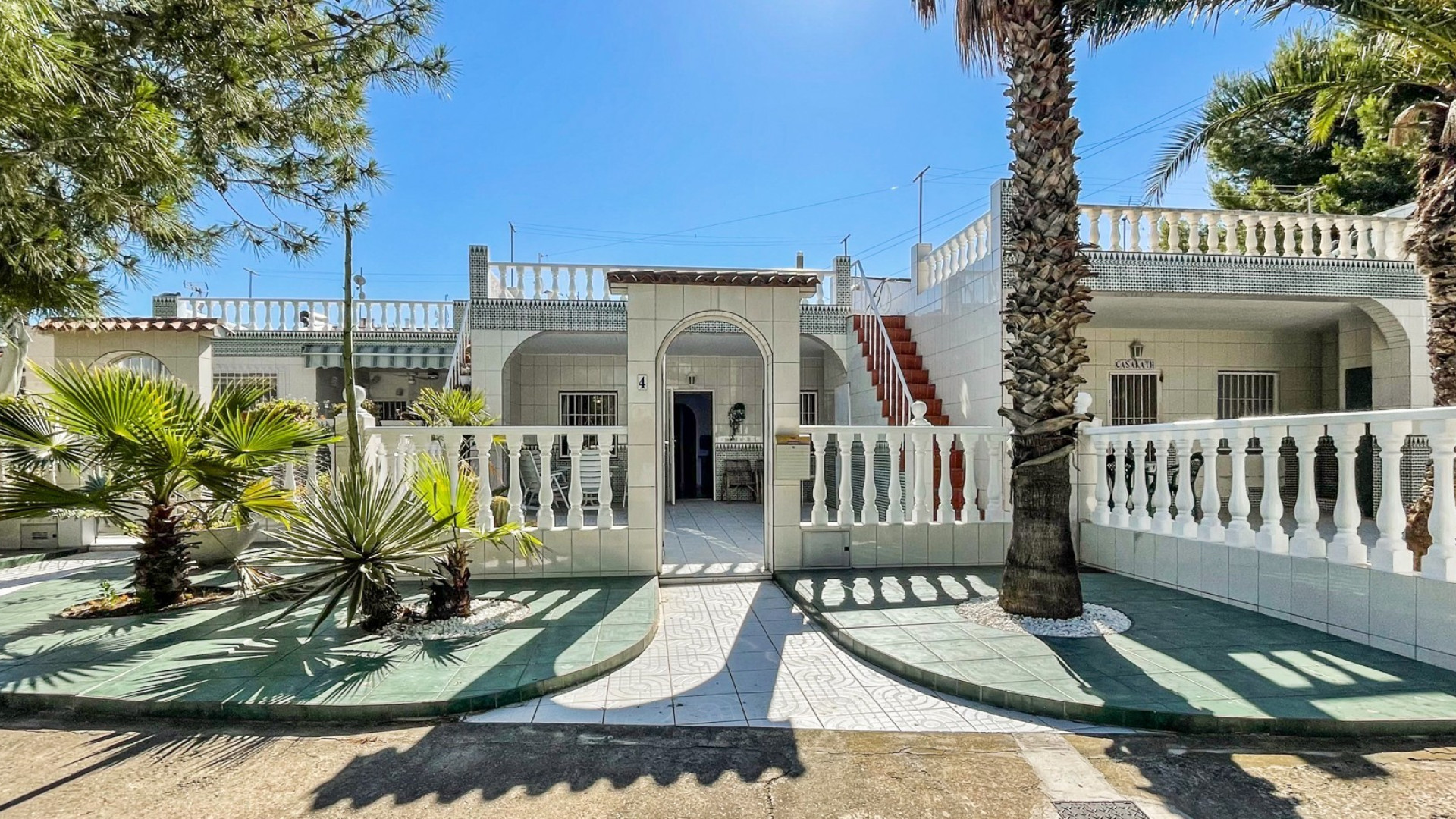 Resale - Townhouse - Torrevieja - La Siesta - El Salado -  Torreta