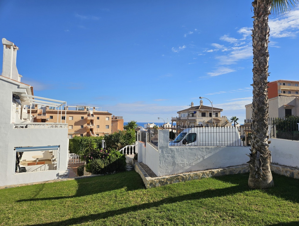 Resale - Townhouse - Torrevieja