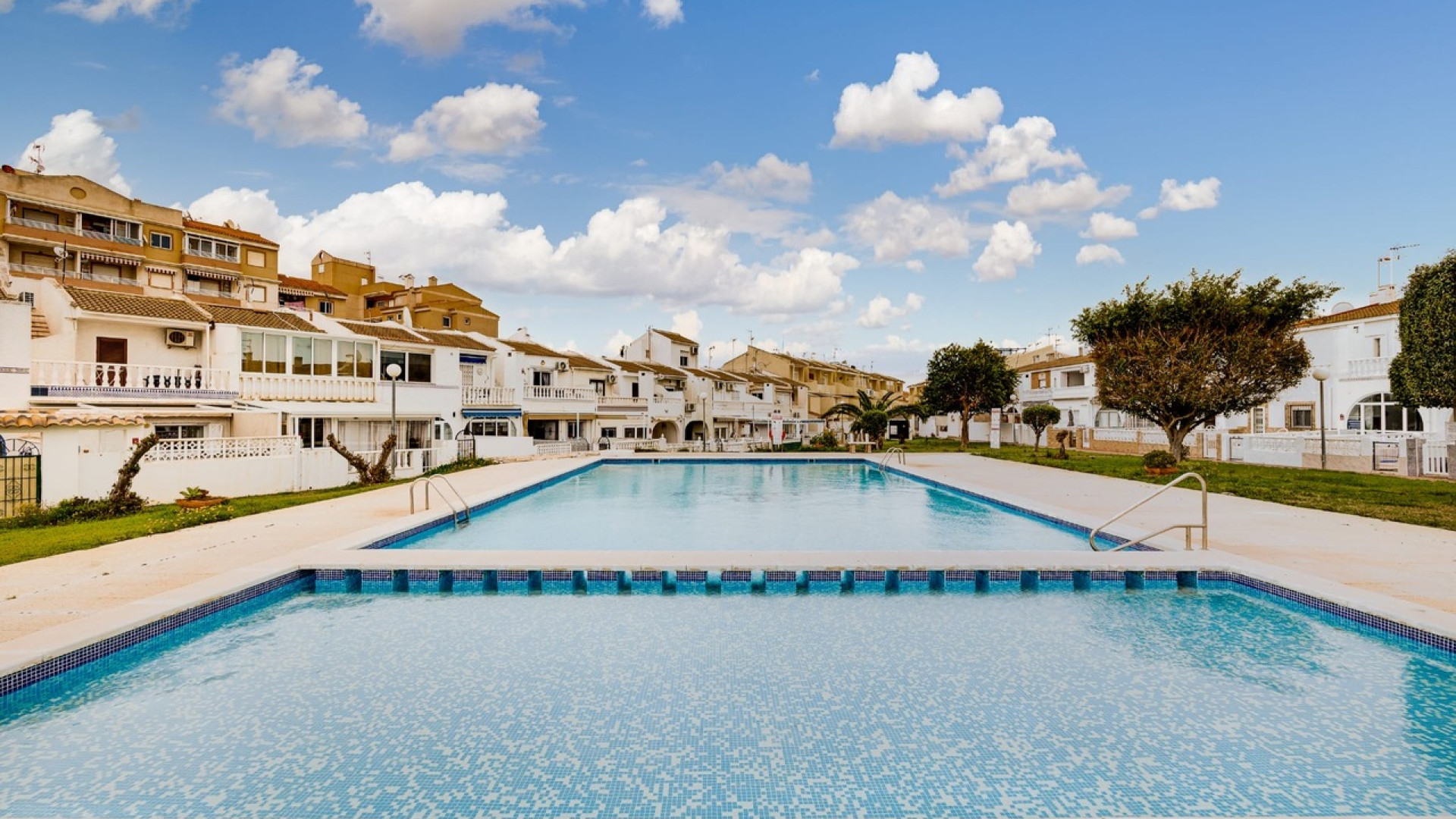 Resale - Townhouse - Torrevieja