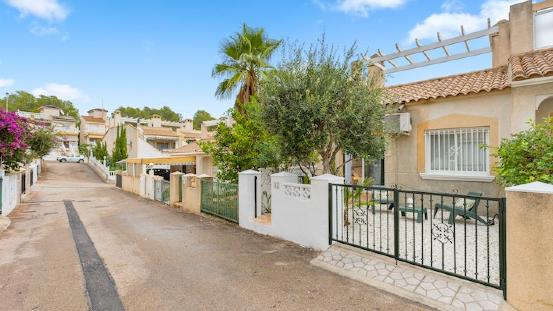 Resale - Townhouse - Villamartin - Monte Golf