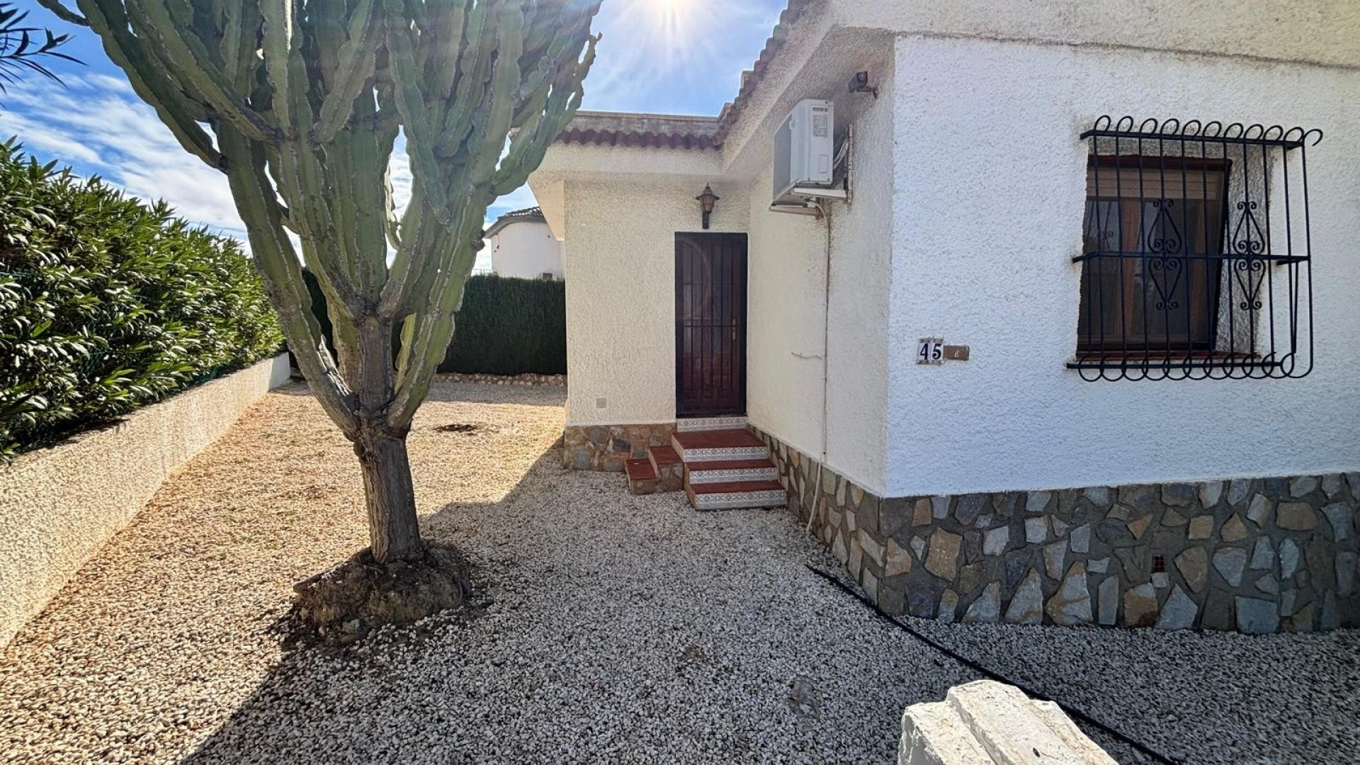 Resale - Villa Detached - Ciudad Quesada - CENTRO