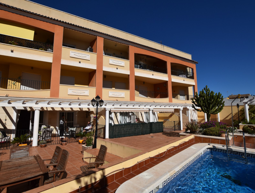 Revente - Apartment - Algorfa