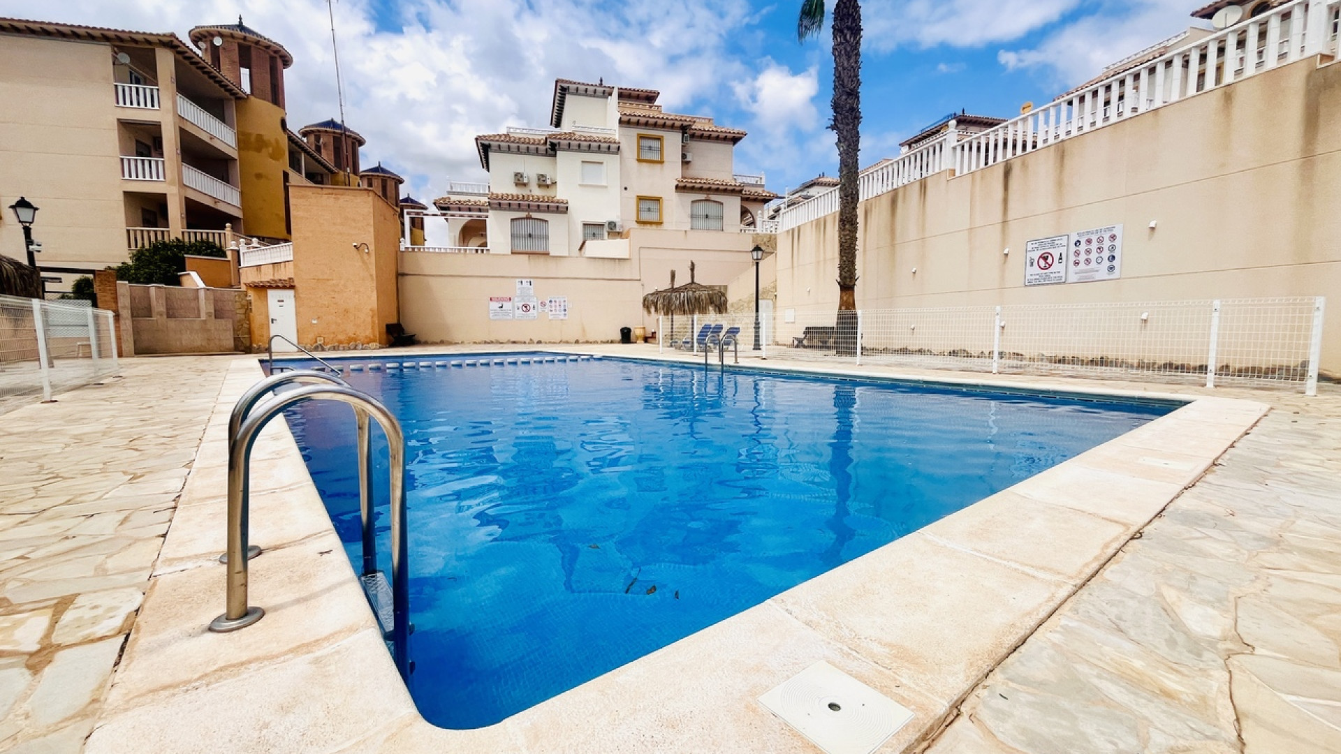 Revente - Apartment - Cabo Roig