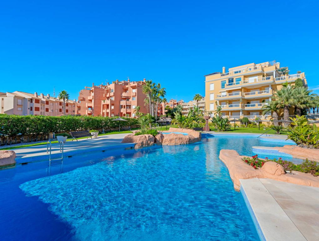 Revente - Apartment - Cabo Roig