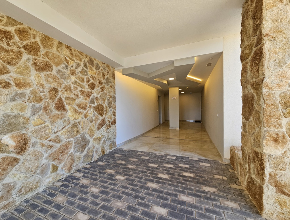 Revente - Apartment - Los Altos