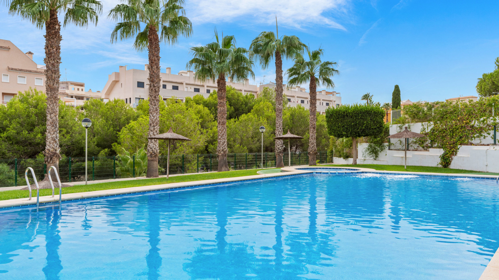 Revente - Apartment - Orihuela Costa - Los Dolses