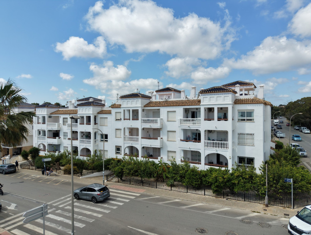 Revente - Apartment - Orihuela Costa - Villamartin