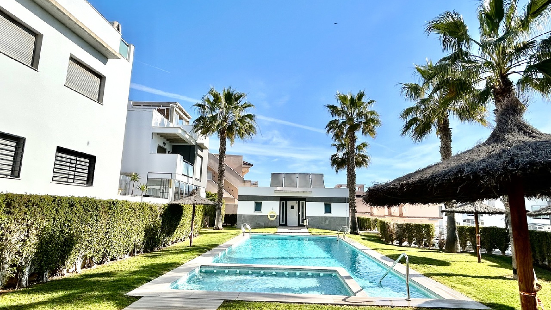 Revente - Apartment - Punta Prima