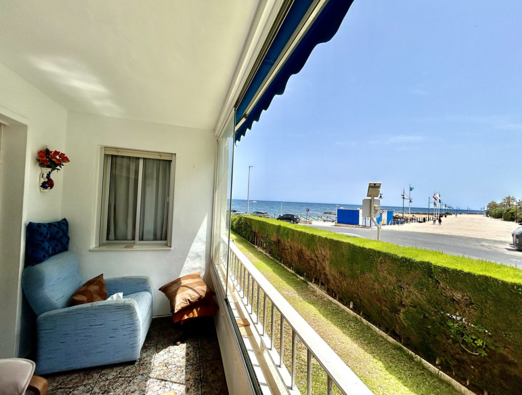 Revente - Apartment - Punta Prima
