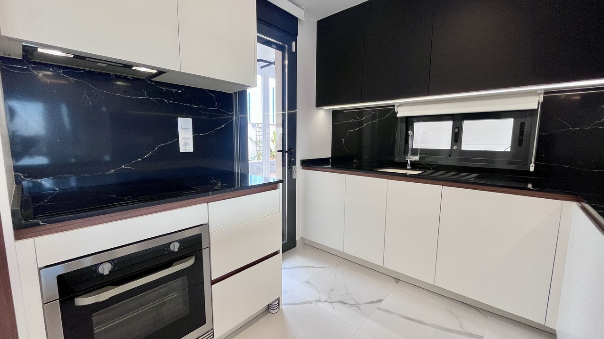 Revente - Apartment - San Miguel de Salinas