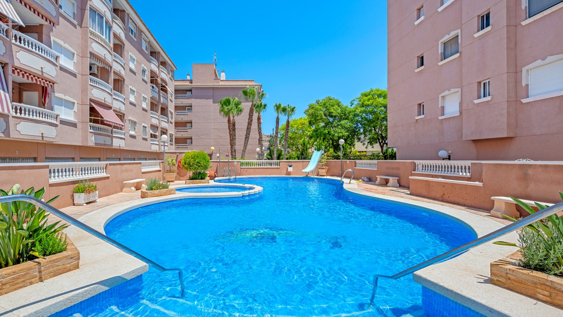 Revente - Apartment - Santa Pola