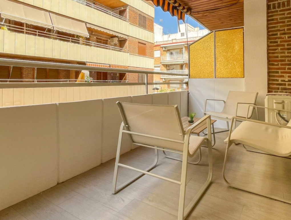 Revente - Apartment - Torrevieja - El Acequión - Los Náufragos