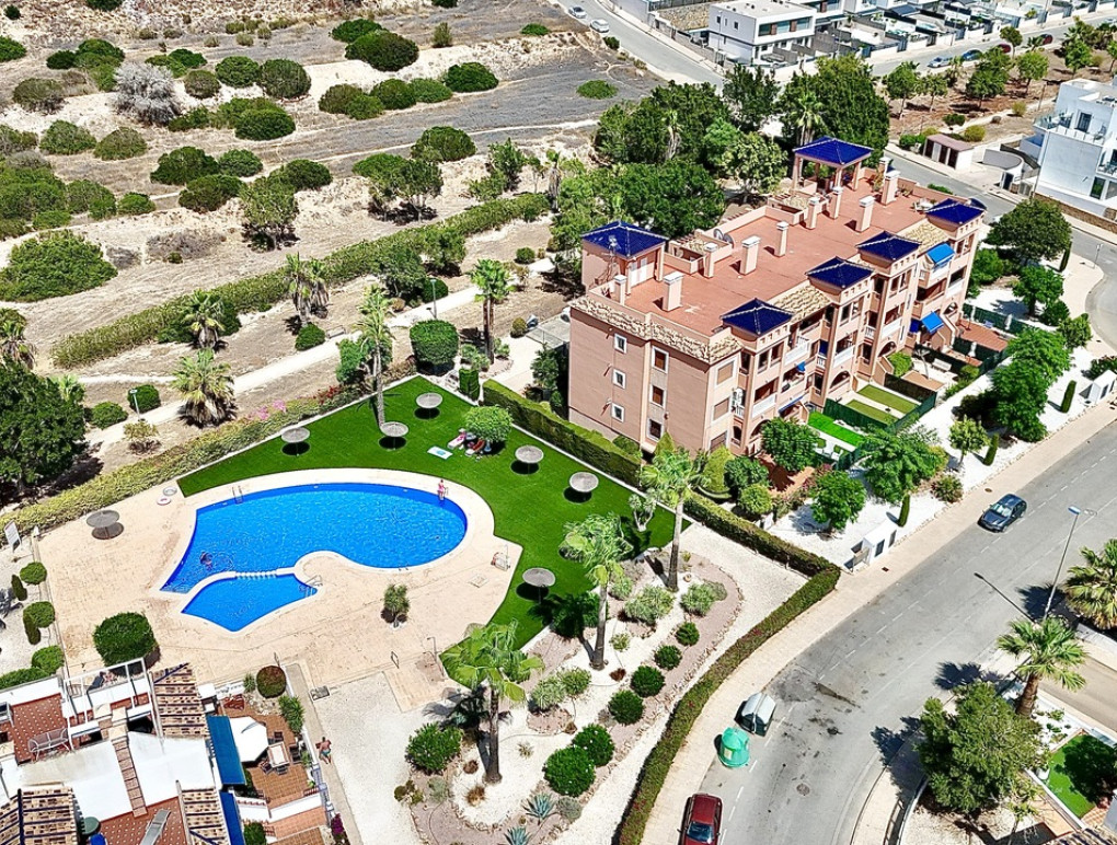Revente - Apartment - Villamartin