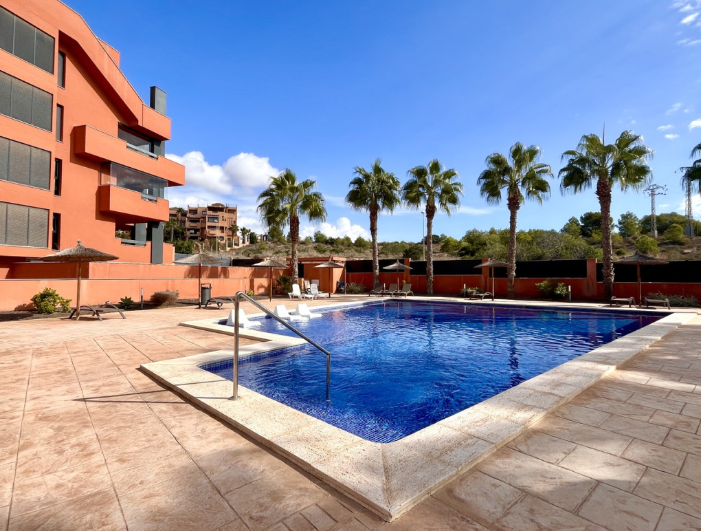 Revente - Apartment - Villamartin